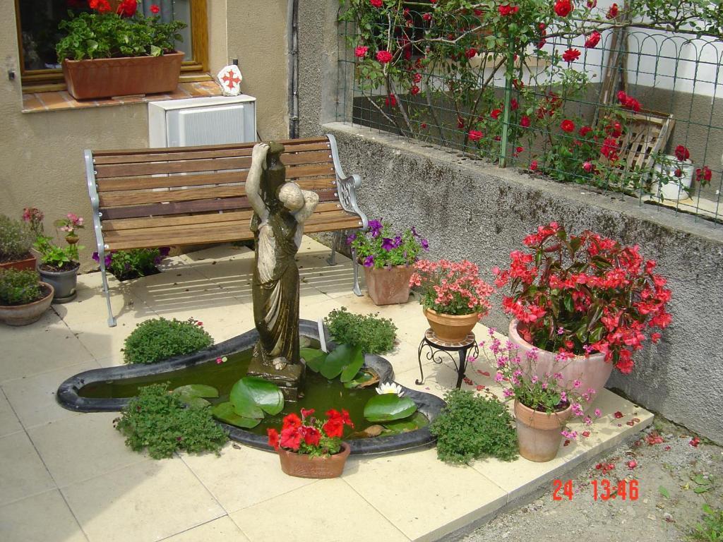 Aux Quatre Saisons Axat Bed and Breakfast Εξωτερικό φωτογραφία