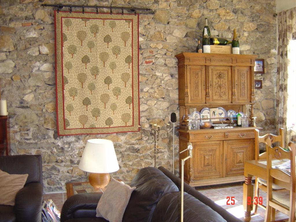 Aux Quatre Saisons Axat Bed and Breakfast Εξωτερικό φωτογραφία