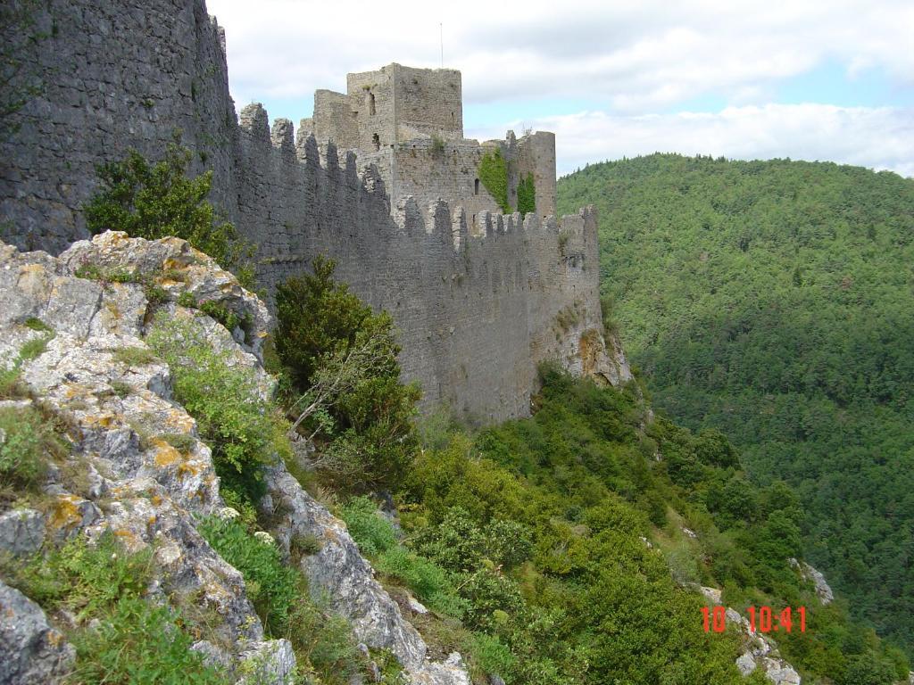 Aux Quatre Saisons Axat Bed and Breakfast Εξωτερικό φωτογραφία
