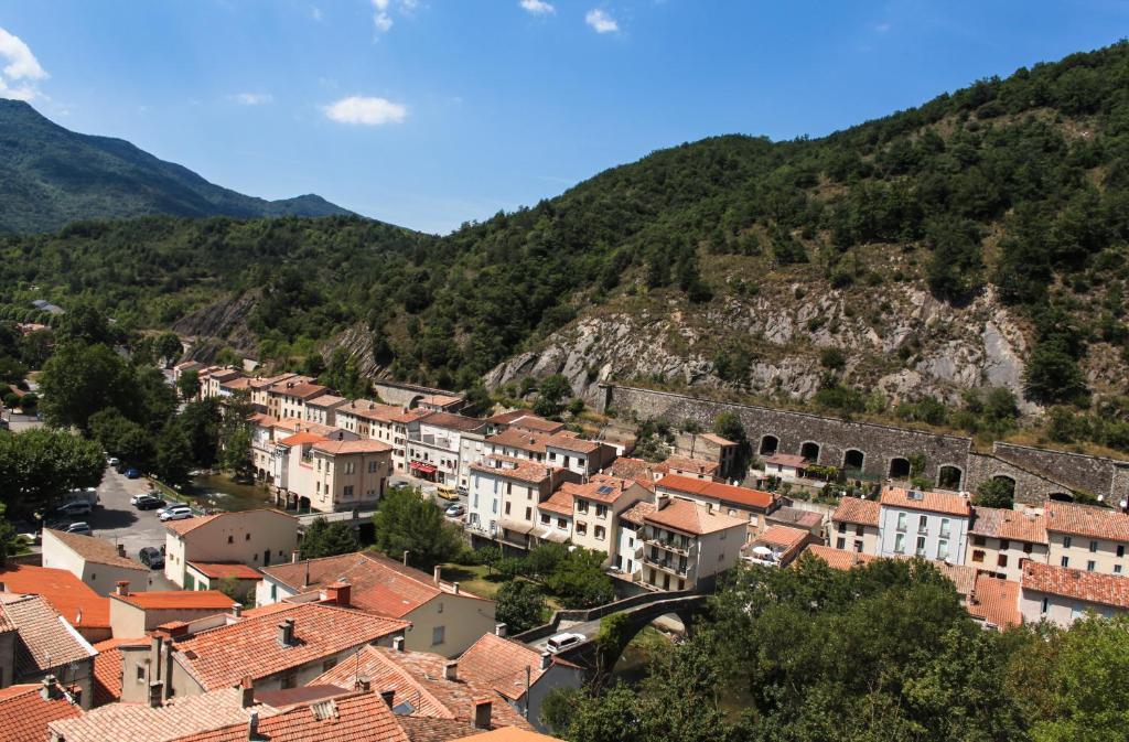 Aux Quatre Saisons Axat Bed and Breakfast Εξωτερικό φωτογραφία